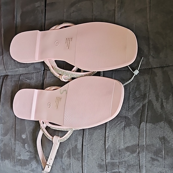 Chatties Light Pink Silver Rhinestone Adjustable Strap Open Toe Thong Sandal 10 - Picture 5 of 7